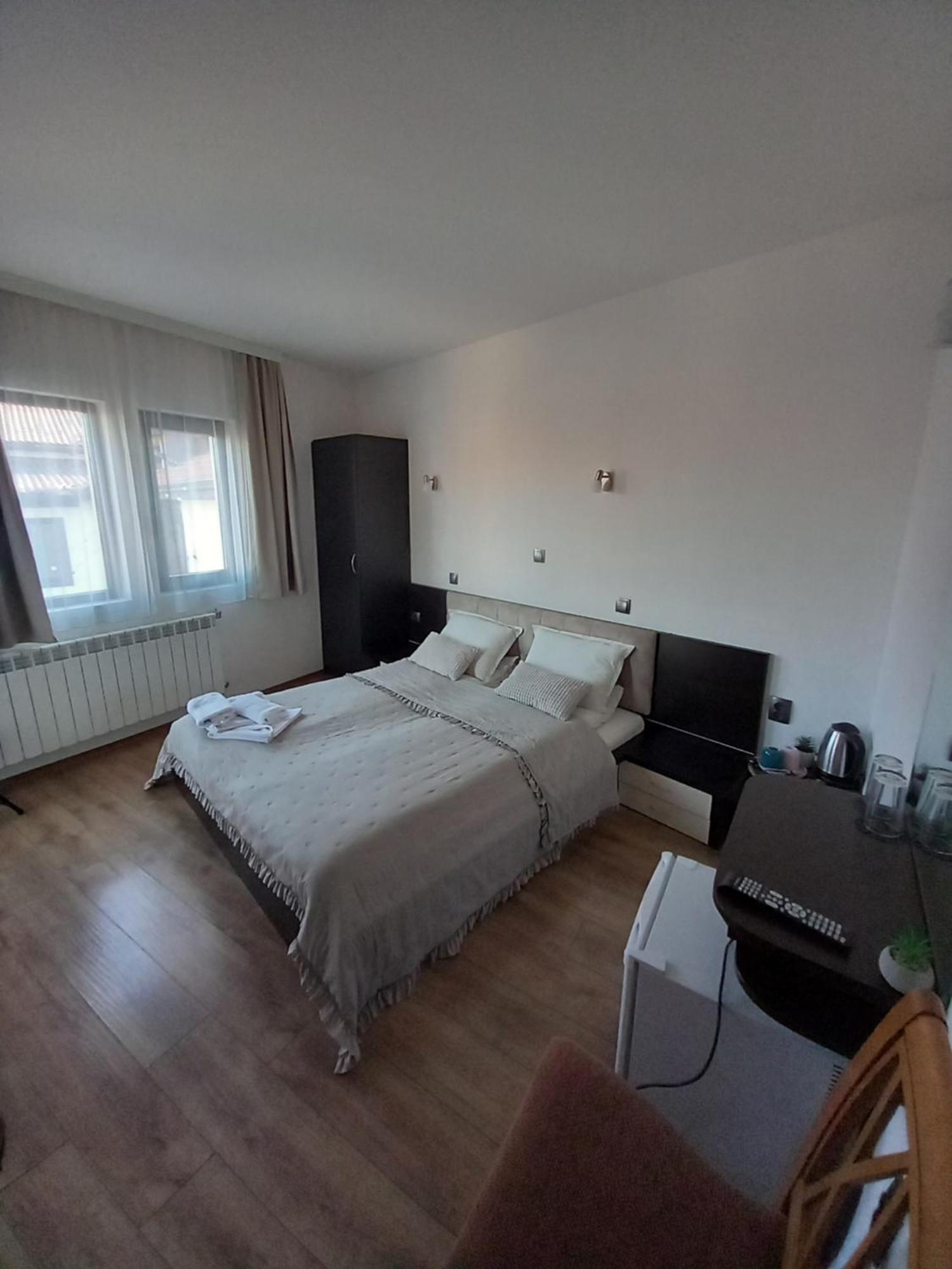 Guest House Skabrin 班斯科 外观 照片